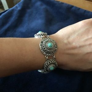 BEAUTIFUL TORQUES AND SILVER BRACELET. NWOT